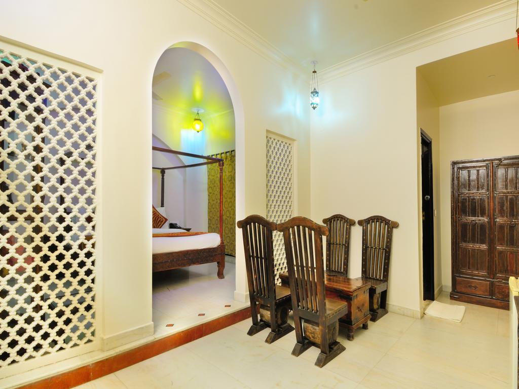 Staybook-Jyoti Mahal A Heritage Hotel Nueva Delhi Exterior foto