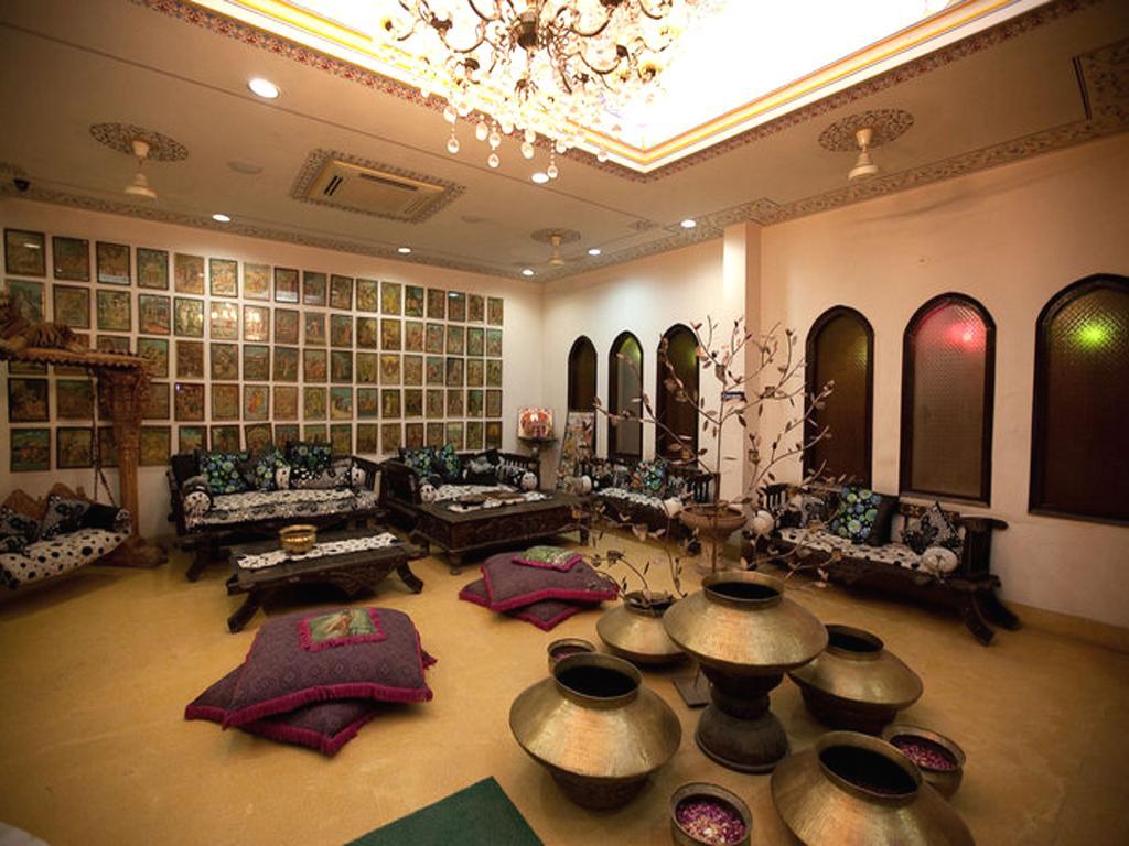Staybook-Jyoti Mahal A Heritage Hotel Nueva Delhi Exterior foto
