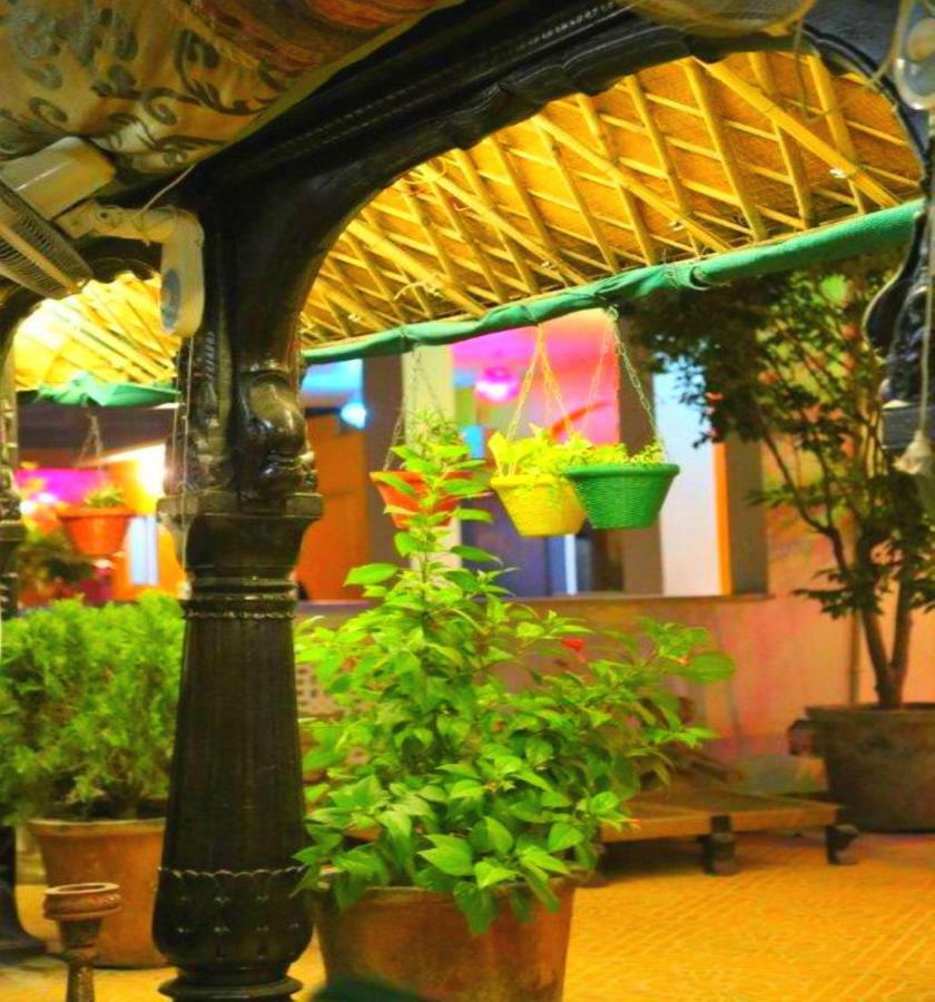 Staybook-Jyoti Mahal A Heritage Hotel Nueva Delhi Exterior foto